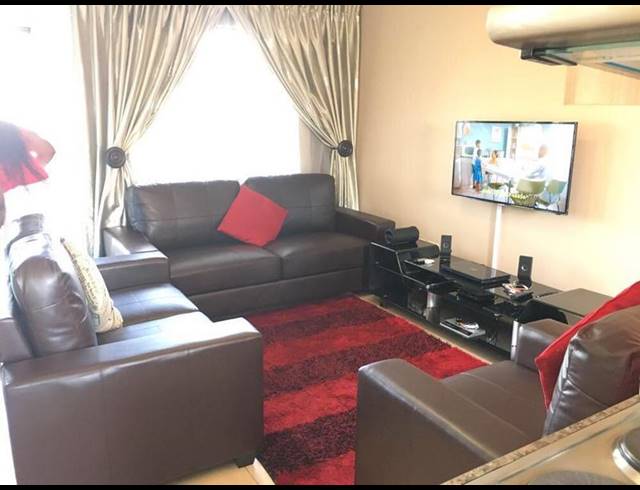 2 BEDROOM APARTMENT FOR SALE IN FLEURHOF